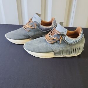 ESSEutESSE Womens Suede Fringe Sneakers Gray Size EU38 US 8-8.5